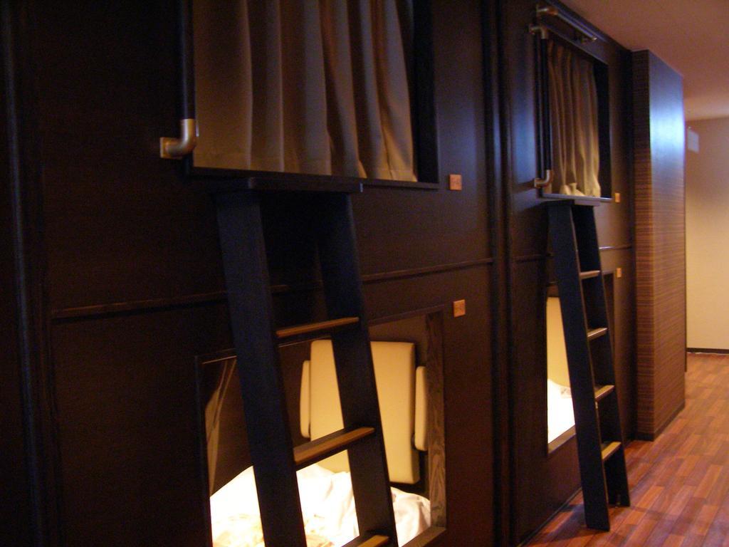 Resort Capsule Sakuragicho Yokohama  Extérieur photo