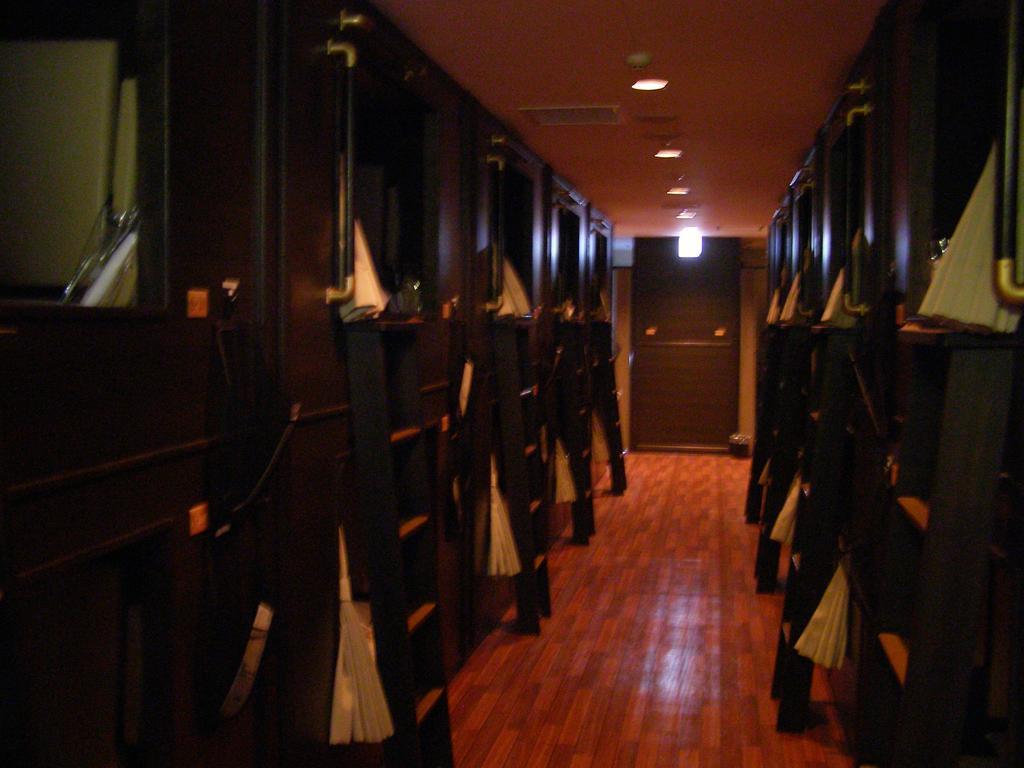 Resort Capsule Sakuragicho Yokohama  Extérieur photo